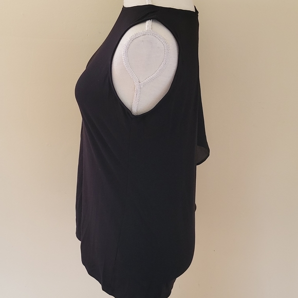 Whbm black one shoulder blouse size medium - Picture 5 of 9